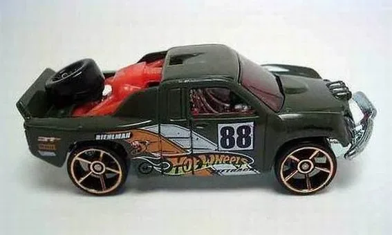 Off Track 2005 Hot Wheels (2005 Hot Wheels)