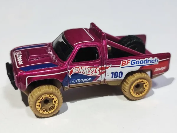 '87 Dodge D100 2023 Hot Wheels (Baja Blazers)