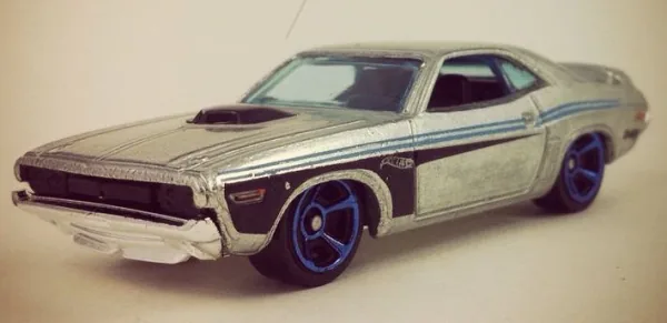 '71 Dodge Challenger | (2nd Color) 2015 Hot Wheels (Muscle Mania)