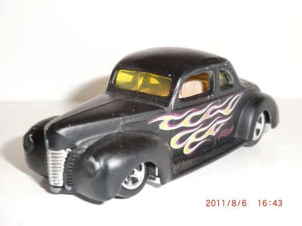 '40 Ford Coupe 2002 Hot Wheels (2002 Hot Wheels)