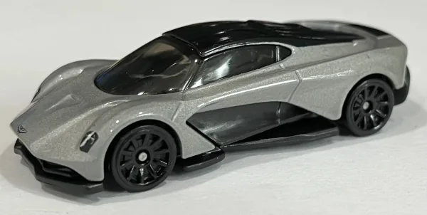 Aston Martin Valhalla Concept