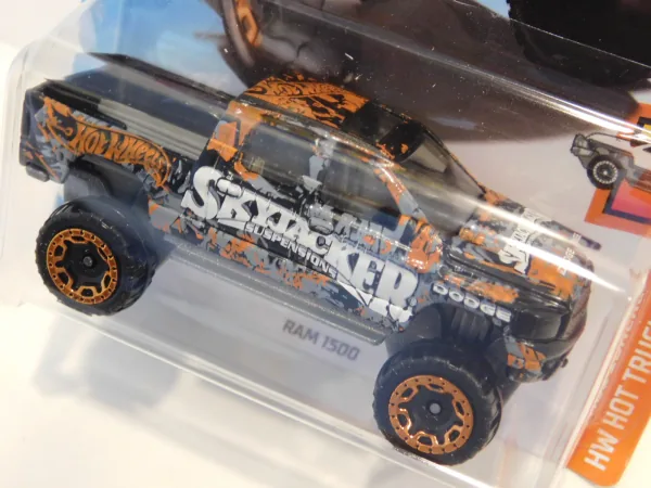 Ram 1500 | (3rd Color) 2018 Hot Wheels (HW Hot Trucks)
