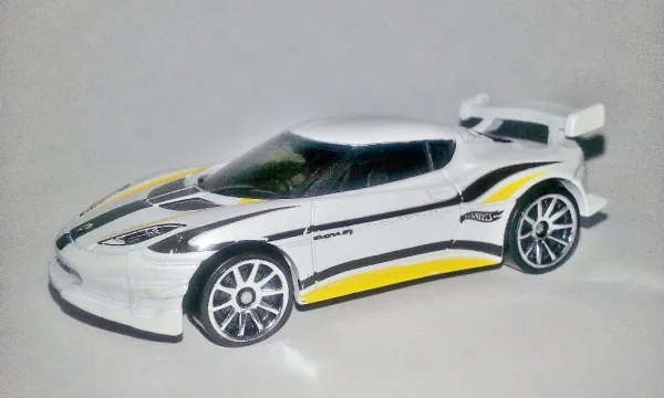 Lotus Evora GT4 2014 Hot Wheels (HW All Stars)
