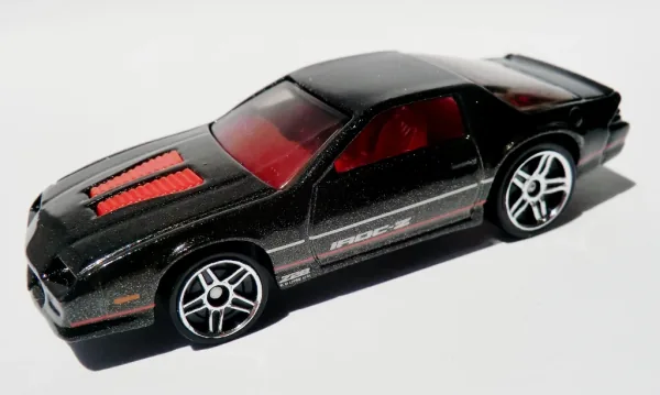 1985 Chevrolet Camaro IROC-Z | (2nd Color) 2012 Hot Wheels (2012 New Models)