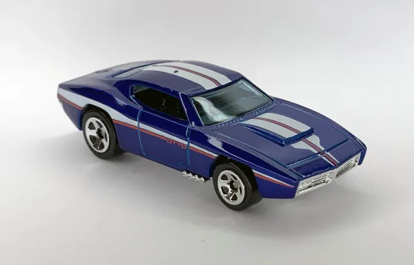 Custom Otto | (3rd Color)