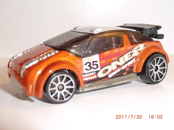 Super Gnat 2004 Hot Wheels (2004 First Editions)