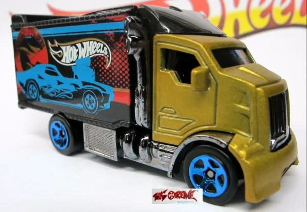Hiway Hauler 2 2012 Hot Wheels (2012 New Models)