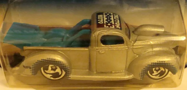 '40 Ford 2000 Hot Wheels (2000 Hot Wheels)