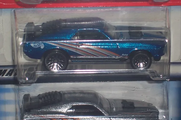 Mustang Mach 1 1999 Hot Wheels (1999 Hot Wheels)